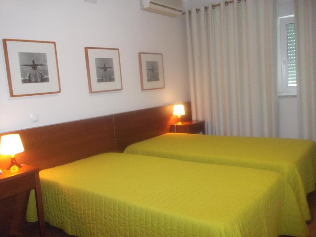 Hotel Gameiro Entroncamento Habitación foto