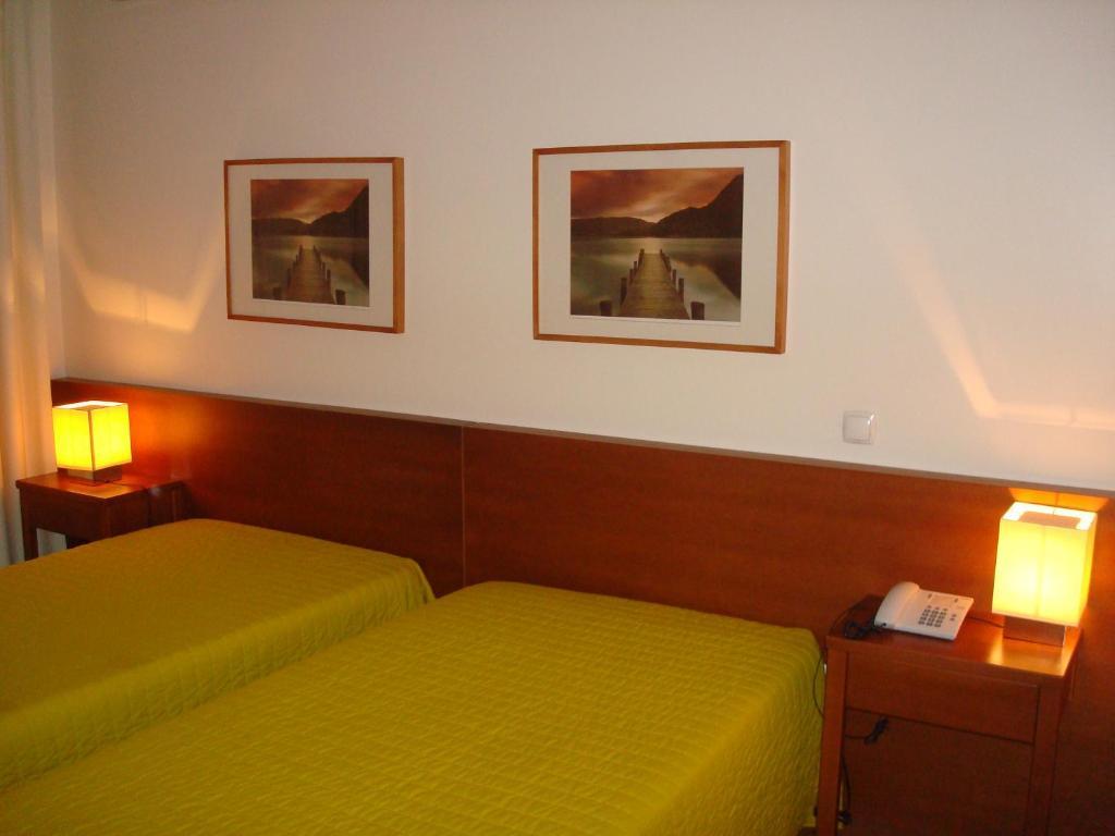 Hotel Gameiro Entroncamento Habitación foto